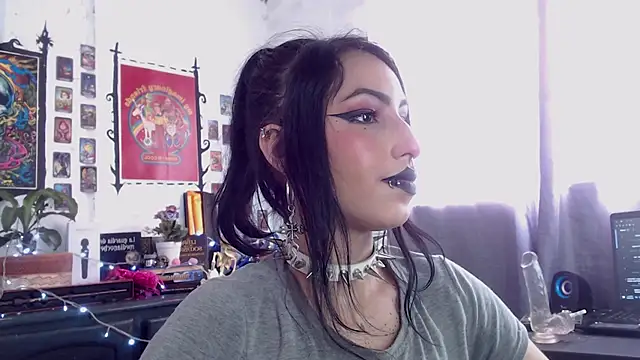 Nyx Blackmoon online show from 02/21/25, 12:39