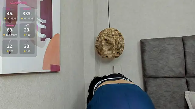 elizabeth 20 online show from 10/03/25, 07:11