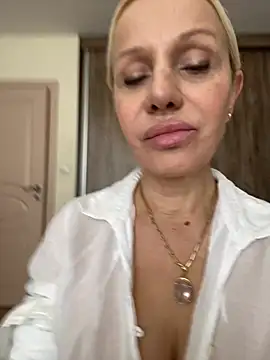 DeboraXporn online show from 05/08/26, 06:52