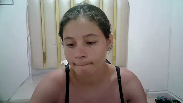 flakita sexyhot online show from 10/18/25, 09:43