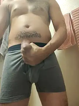 Snapshot of Rican8inches chatting on 02/08/25, 11:55 Rican8inches online show from 02/08/25, 11:55