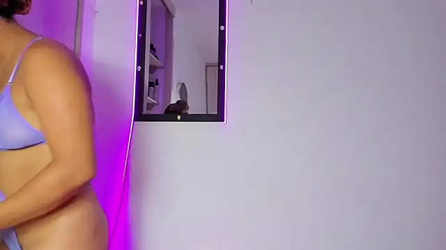 MELINAMARTINS online show from 05/29/26, 01:31
