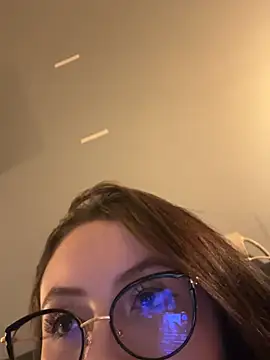 ValentinaOrtiz3 online show from 07/07/26, 01:41