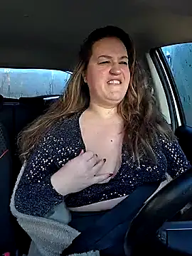 justtess online show from 12/14/25, 09:14