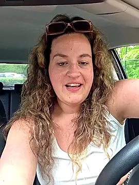justtess online show from 05/04/26, 01:40
