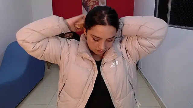 sweet ahinara online show from 10/20/25, 07:14