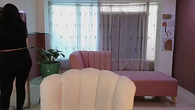 Snapshot of sweet_ahinara chatting on 12/04/25, 07:11 sweet ahinara online show from 12/04/25, 07:11