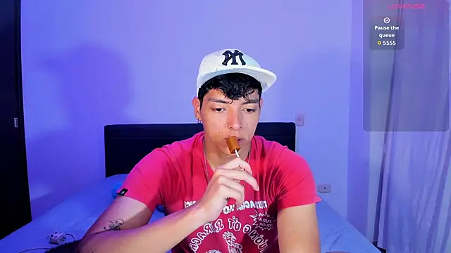 JacobMiller   online show from 05/04/26, 03:41