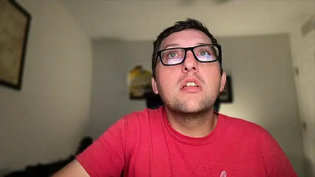 Snapshot of Milflover96 chatting on 10/10/25, 02:10 Milflover96 online show from 10/10/25, 02:10