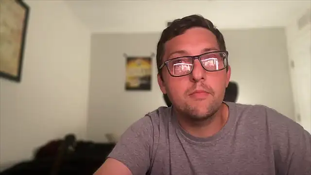 Snapshot of Milflover96 chatting on 10/23/25, 01:16 Milflover96 online show from 10/23/25, 01:16