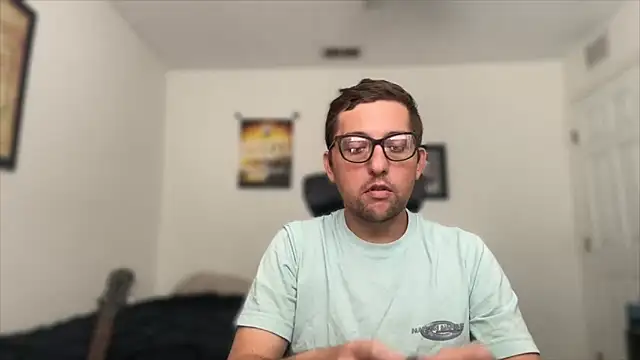 Snapshot of Milflover96 chatting on 11/03/25, 07:15 Milflover96 online show from 11/03/25, 07:15