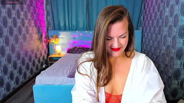 Snapshot of kamilla___moon chatting on 03/11/25, 05:49 kamilla moon online show from 03/11/25, 05:49