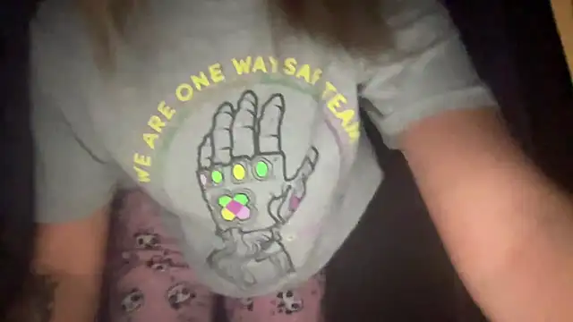 Snapshot of sarrah_rossy chatting on 11/05/25, 09:48 sarrah rossy online show from 11/05/25, 09:48