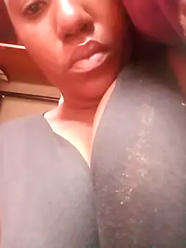 Coco Nile online show from 02/14/25, 05:19
