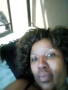 Coco Nile online show from 02/19/25, 06:00