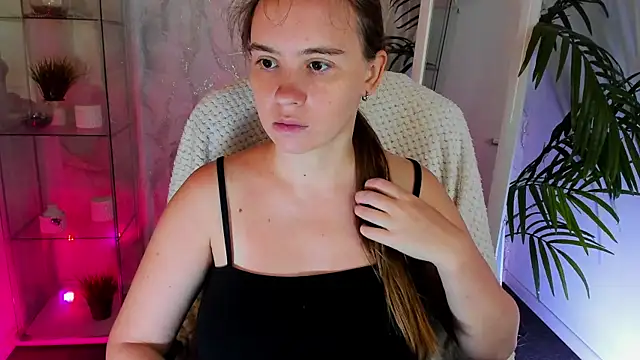 Snapshot of Lika_0ne chatting on 07/21/26, 12:07 Lika 0ne online show from 07/21/26, 12:07
