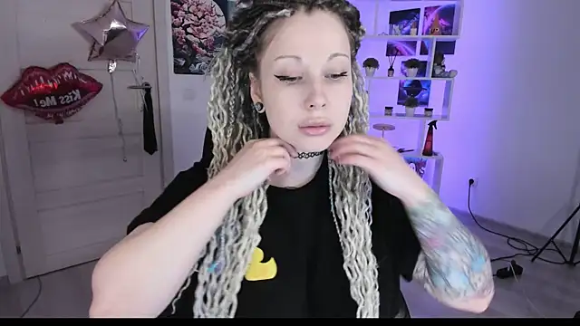 HoneySallyMoore online show from 09/28/25, 03:28