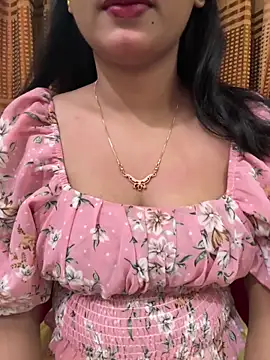 Pink lily902 online show from 03/09/25, 04:55