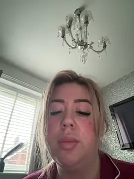 BadBitchClaudia online show from 02/16/25, 08:21