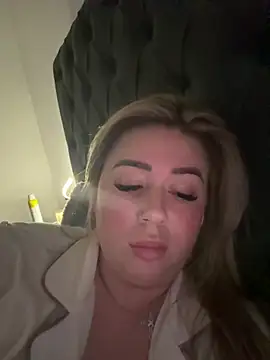 BadBitchClaudia online show from 02/24/25, 11:52