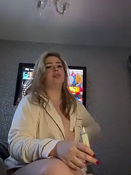 BadBitchClaudia online show from 02/25/25, 07:20