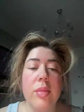 BadBitchClaudia online show from 03/21/25, 06:27