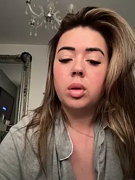 BadBitchClaudia online show from 09/11/25, 06:02