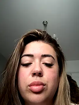BadBitchClaudia online show from 09/12/25, 06:13