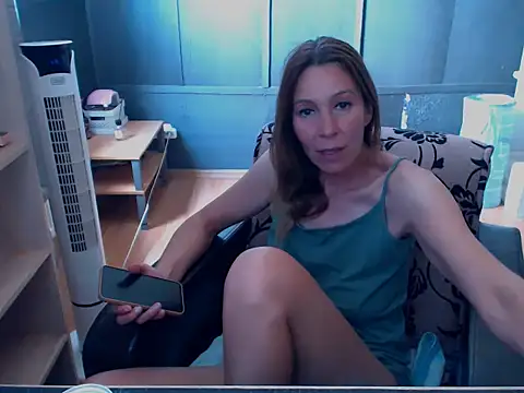 hannaha online show from 06/10/26, 12:37