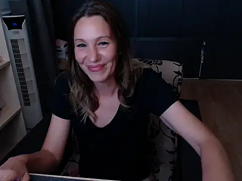 hannaha online show from 06/13/26, 06:39