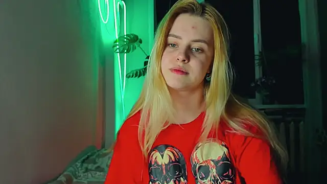 Alexa Pirs online show from 03/06/25, 10:04