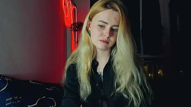 Alexa Pirs online show from 03/07/25, 05:38