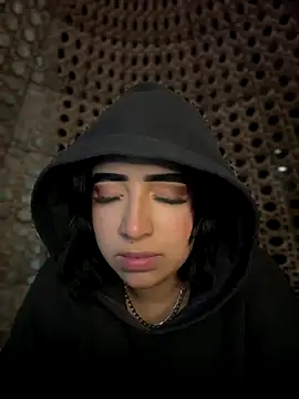 Scarlett-LS online show from 10/07/25, 05:48