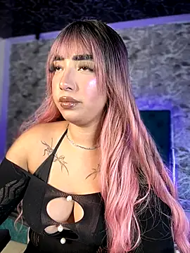 Scarlett-LS online show from 11/30/25, 02:48