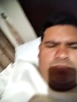 Snapshot of oscarshow24 chatting on 09/20/25, 12:11 oscarshow24 online show from 09/20/25, 12:11