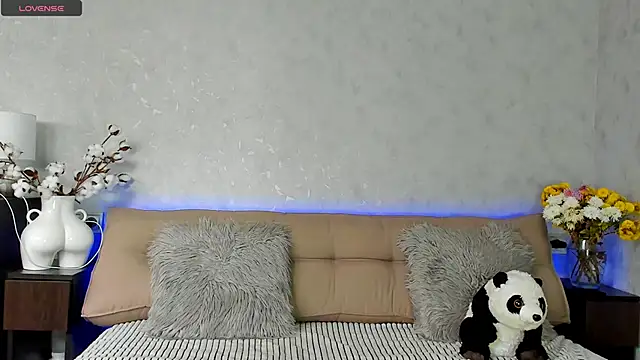 Snapshot of Tina_Mart chatting on 11/01/25, 11:34 Tina Mart online show from 11/01/25, 11:34