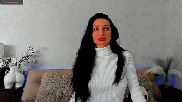 Snapshot of Tina_Mart chatting on 02/04/26, 08:20 Tina Mart online show from 02/04/26, 08:20
