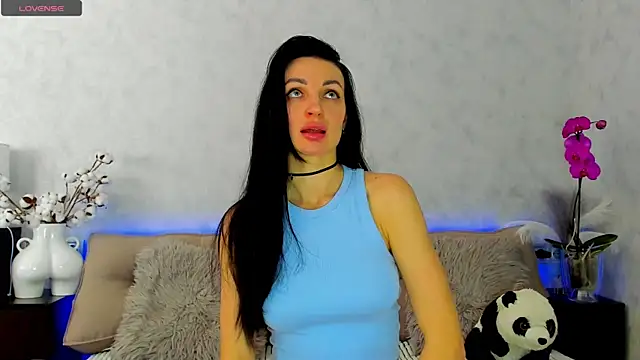 Snapshot of Tina_Mart chatting on 03/15/26, 12:00 Tina Mart online show from 03/15/26, 12:00