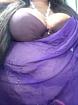 Snapshot of SX-JUHI chatting on 09/30/25, 06:18 SX-JUHI online show from 09/30/25, 06:18