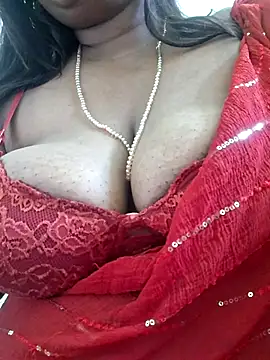 Snapshot of SX-JUHI chatting on 11/25/25, 02:33 SX-JUHI online show from 11/25/25, 02:33