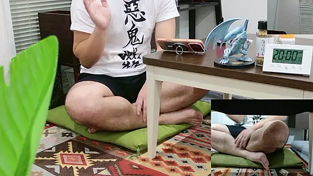 YARASERO-kun online show from 11/01/25, 11:01