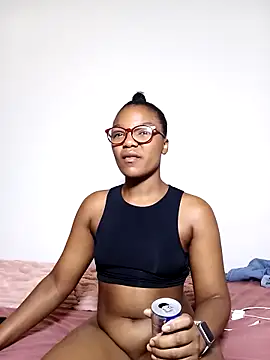 Snapshot of Kylie6lack chatting on 02/23/25, 08:33 Kylie6lack online show from 02/23/25, 08:33