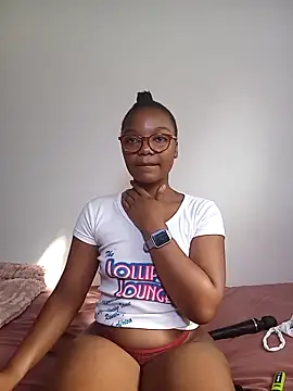 Snapshot of Kylie6lack chatting on 03/06/25, 01:57 Kylie6lack online show from 03/06/25, 01:57