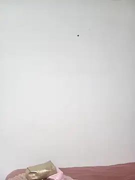 Snapshot of Kylie6lack chatting on 10/15/25, 08:09 Kylie6lack online show from 10/15/25, 08:09