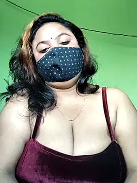 Snapshot of rani130 chatting on 11/11/25, 01:16 rani130 online show from 11/11/25, 01:16