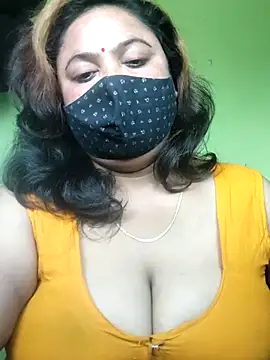 Snapshot of rani130 chatting on 11/18/25, 01:22 rani130 online show from 11/18/25, 01:22