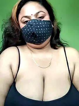 Snapshot of rani130 chatting on 12/02/25, 01:55 rani130 online show from 12/02/25, 01:55