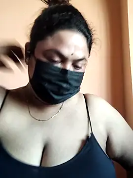 Snapshot of rani130 chatting on 04/19/26, 01:49 rani130 online show from 04/19/26, 01:49