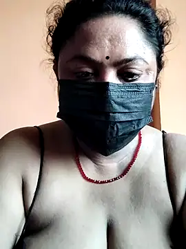 Snapshot of rani130 chatting on 04/24/26, 01:19 rani130 online show from 04/24/26, 01:19