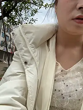 Snapshot of jinj-a chatting on 03/12/25, 06:51 jinj-a online show from 03/12/25, 06:51